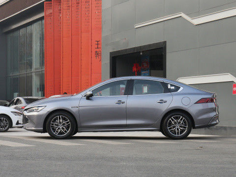 National VI BYD QIN PLUS 2021 EV DM-I 55KM 1.5L 81kW 4 deuren 5 zitplaatsen sedan