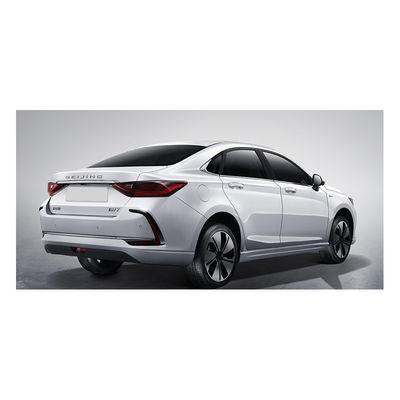 BEIJING EU7 Middengrote EV-auto's Cruise Range 475KM voor online auto-hailing