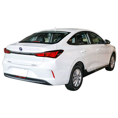 Changan YiDong EV460 Chinese elektrische taxi sedan 401KM Batterijduur