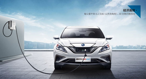 Dong Feng S50 EV Chinese elektrische taxi met Bluetooth GPS Uber Online Car Hailing
