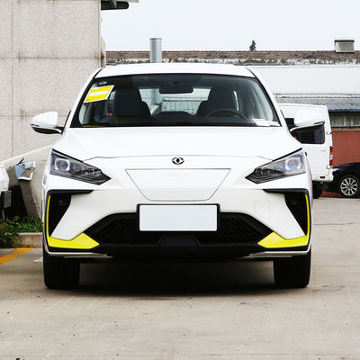 Dong Feng E70 Chinese elektrische taxi voor online rit Hailing batterijduur 400KM