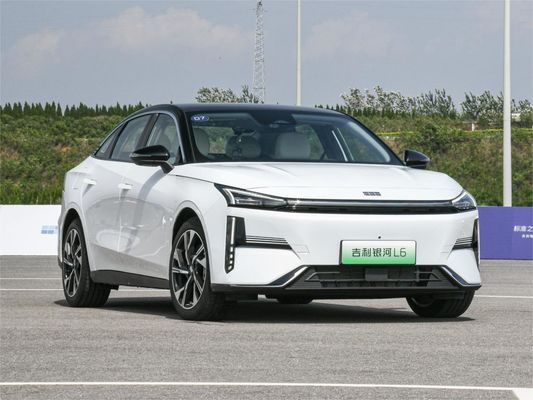Geely Galaxy L6 Chinese Electric Sedan Plug In Hybrid Sedans 1370KM L2 Geassisteerd rijden