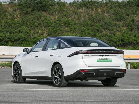 Geely Galaxy L6 Chinese Electric Sedan Plug In Hybrid Sedans 1370KM L2 Geassisteerd rijden