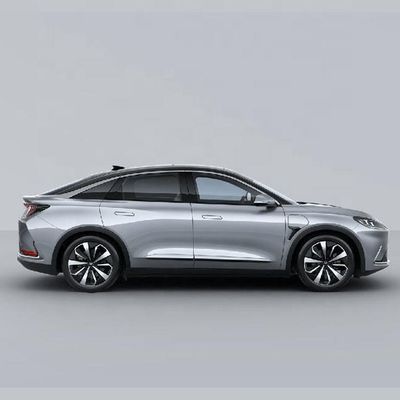 ARCFOX αS Chinese elektrische sedan Autonomous Driving met Huawei