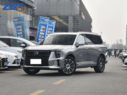De 2023 GAC Trumpchi GS8 2.0T 7 Seat Large Luxury SUV is verkrijgbaar in twee- en vierwielaandrijving.
