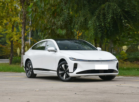 Chang'an A07 Sedan EV En Reev Twee combinaties Batterijduur 515 km (EV) En 1200 km (1.5T Engine Reev)