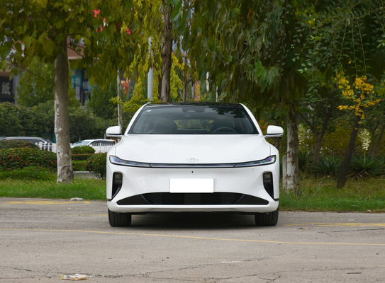 Chang'an A07 Sedan EV En Reev Twee combinaties Batterijduur 515 km (EV) En 1200 km (1.5T Engine Reev)