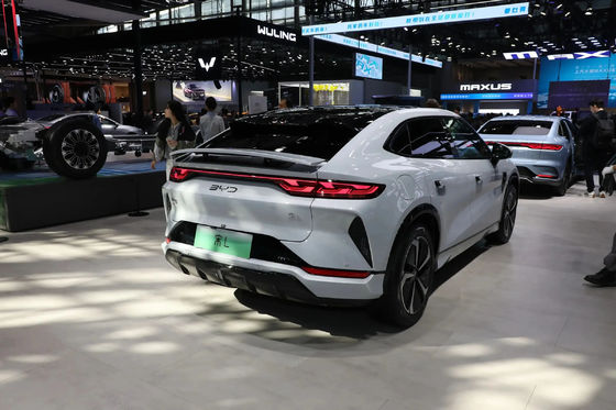 BYD's New Generation Pure Electric SUV SONG L 550KM-662KM Range Interieur Look