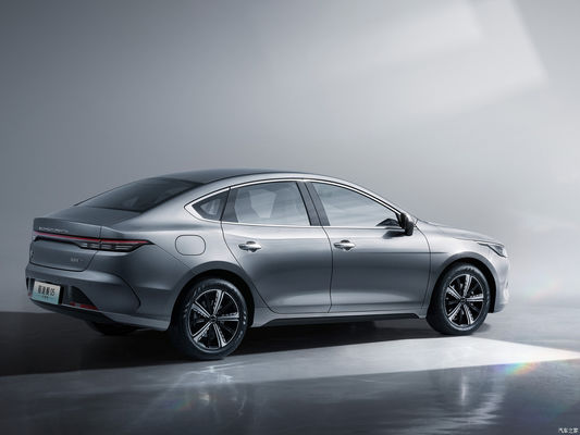 BYD's 2024 Destroyer 05 Honor Edition voor D-mi hybride en EV-versies