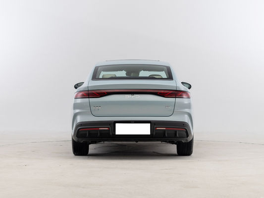 BYD Qin L, D-mi 5.0 technologie, breed bereik 2000KM+. De PHEV met het langste bereik in China.