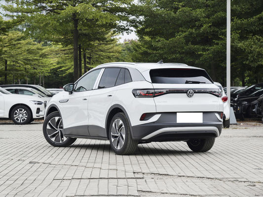 De 2024 Volkswagen ID.4 CROZZ, bereik 442 km-600 km.