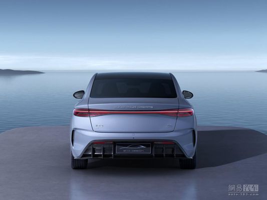 BYD 2025 Seal, een zuiver elektrische sedan met een bereik van tot 650 km, een nieuw intelligent rijsysteem en de beste prijs-kostenverhouding voor een middelgrote elektrische sedan.