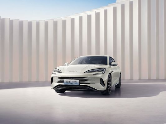 2025 BYD-SEAL 07 DM-i Intelligent Drive uitgerust met 5e generatie BYD Dmi technologie.
