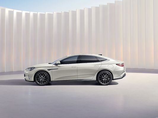 2025 BYD-SEAL 07 DM-i Intelligent Drive uitgerust met 5e generatie BYD Dmi technologie.