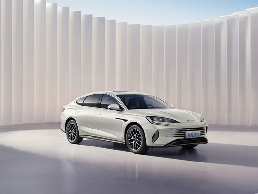 2025 BYD-SEAL 07 DM-i Intelligent Drive uitgerust met 5e generatie BYD Dmi technologie.