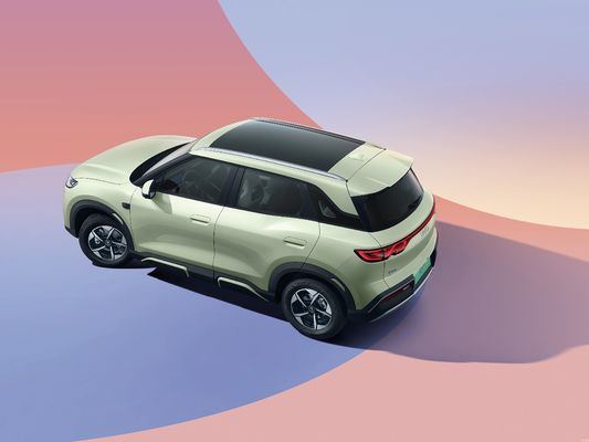 2025 BYD Yuan UP. heeft nieuwe slimme rijfuncties. zuiver elektrisch bereik van 301KM-401KM. beste prijs-kwaliteit verhouding.