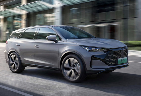 Chinese elektrische SUV BYD TANG DMI 5,5 L/100 km Elektriciteitsverbruik en 150 km